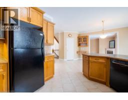 8 SOPHIE Court - 14
