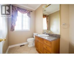 8 SOPHIE Court - 21