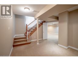 8 SOPHIE Court - 34