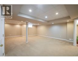 8 SOPHIE Court - 35