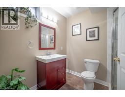 8 SOPHIE Court - 38
