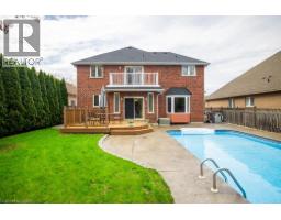 8 SOPHIE Court - 43
