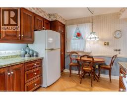 787 FOREST GLEN Avenue - 10