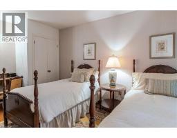 787 FOREST GLEN Avenue - 24