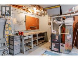 787 FOREST GLEN Avenue - 39