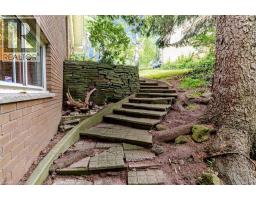 787 FOREST GLEN Avenue - 40