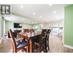 27 LUDLOW Crescent - 12