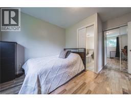 27 LUDLOW Crescent - 23