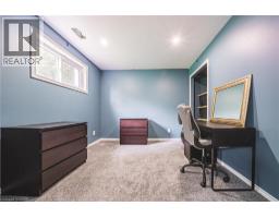 27 LUDLOW Crescent - 33