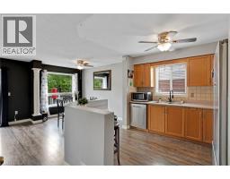 60 WERSTINE Terrace - 8