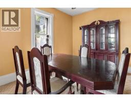 427 W DUKE Street W - 11