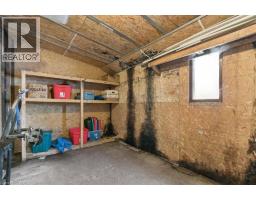 427 W DUKE Street W - 26