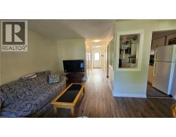 4 PARKSIDE Drive - 8