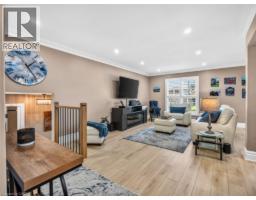 6986 GLENGOWAN Crescent - 12