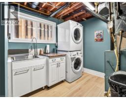 6986 GLENGOWAN Crescent - 34