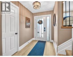 6986 GLENGOWAN Crescent - 6