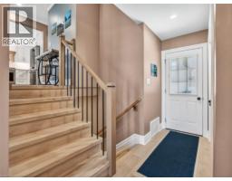 6986 GLENGOWAN Crescent - 7