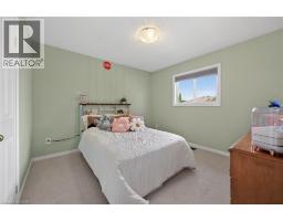 11 STUART Street - 18