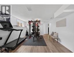 11 STUART Street - 30