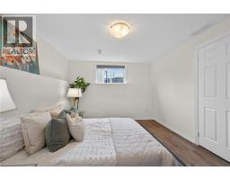 11 STUART Street - 33