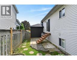 11 STUART Street - 42