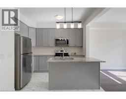 8 ROYWOOD Street - 10