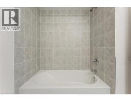 8 ROYWOOD Street - 27