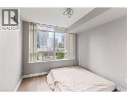 310 BURNHAMTHORPE Road W UnitNo. 401 - 18