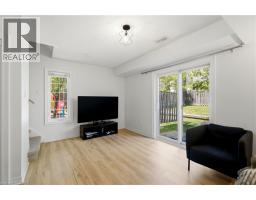 7211 TRIUMPH Lane - 35