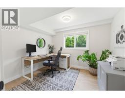 2381 PEART Court - 18