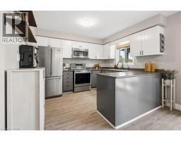 16 WHITE SANDS Court - 10
