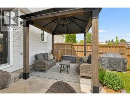 16 WHITE SANDS Court - 32
