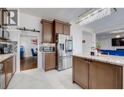 356 ROBERT FERRIE Drive - 13