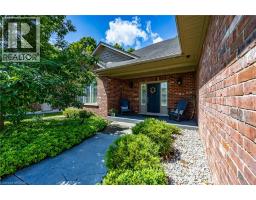 122 DONJON Boulevard - 3