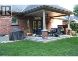 122 DONJON Boulevard - 33