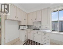 11 BYRON Street - 10