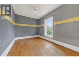 11 BYRON Street - 22