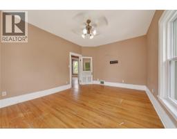 11 BYRON Street - 25