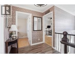 2 HICKORY Court - 18