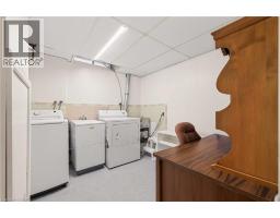 273 NEWPORT Place - 37