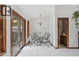 85 STUART Street - 10