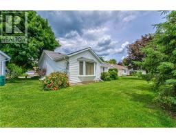 6 PINETREE Court - 30