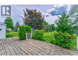 6 PINETREE Court - 36