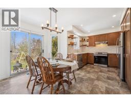 304 DANIEL Crescent - 11