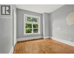 86 SHERMAN Avenue N - 23