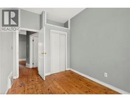 86 SHERMAN Avenue N - 30