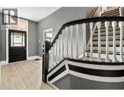 86 SHERMAN Avenue N - 5