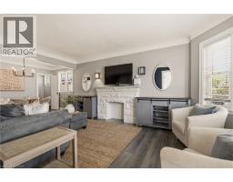 148 HUXLEY Avenue S - 3