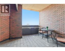 222 JACKSON Street W UnitNo. 606 - 44