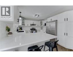 21 WEST TREE Drive - 11